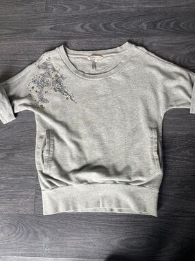 BCBGeneration Light Grey Ribbed Crewneck Sweatshirt